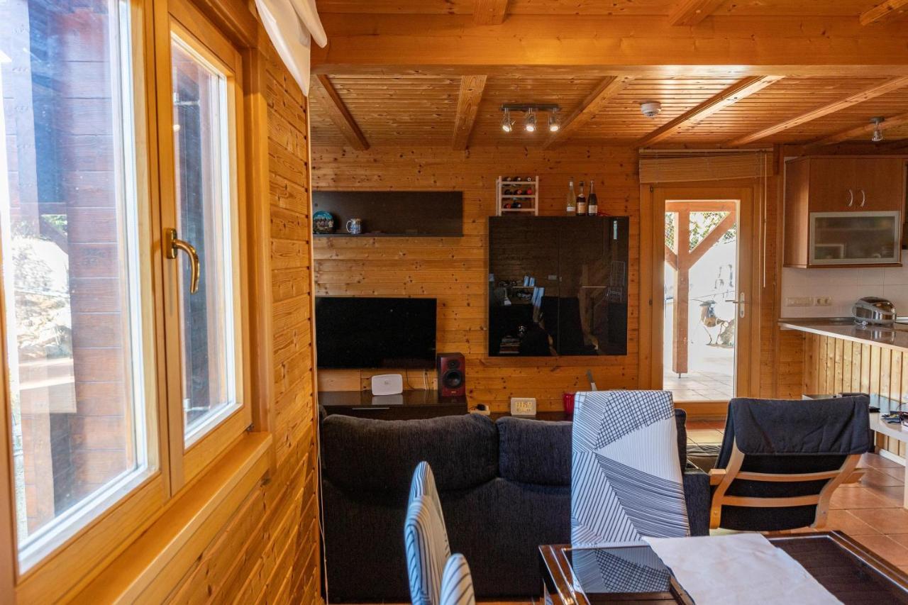 Casa De Madera En Calafell Villa Exteriör bild